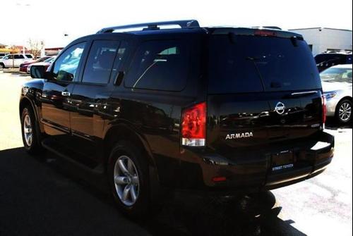 Nissan Armada 2011 photo 2