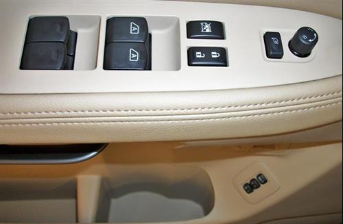 Nissan Armada 2011 photo 3