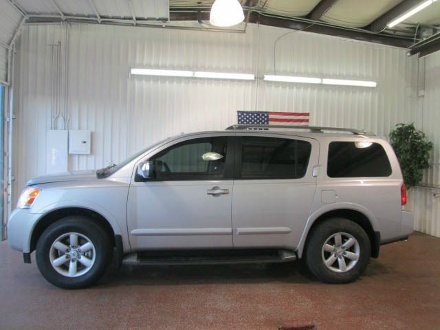 Nissan Armada 2011 photo 3