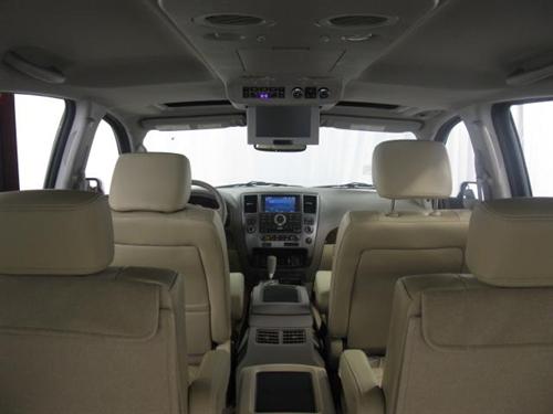 Nissan Armada 2011 photo 4