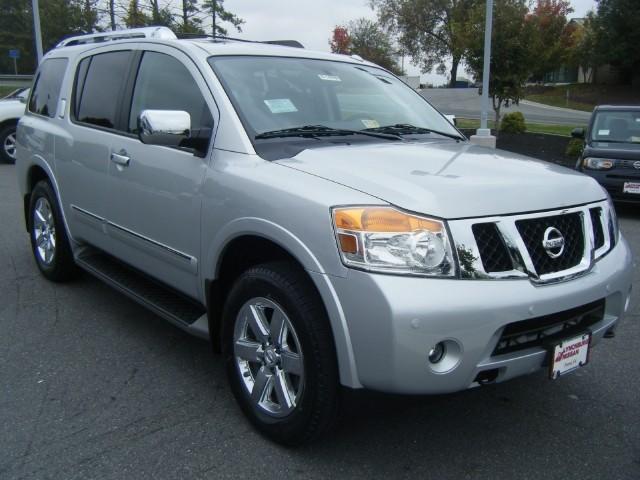 Nissan Armada 2011 photo 1