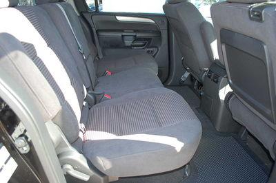 Nissan Armada 2011 photo 1