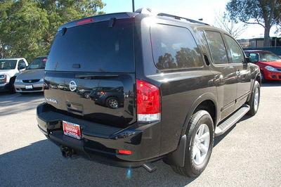 Nissan Armada 2011 photo 2