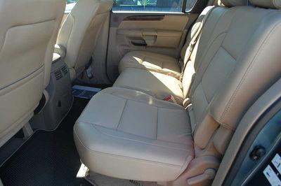 Nissan Armada 2011 photo 3