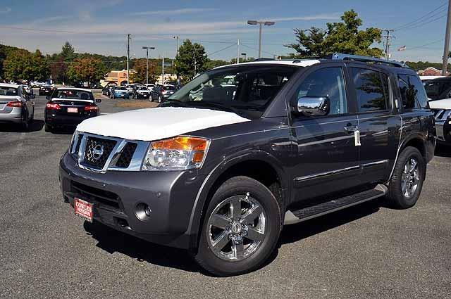 Nissan Armada 2013 photo 1
