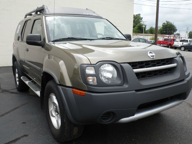 Nissan Frontier 1998 photo 2