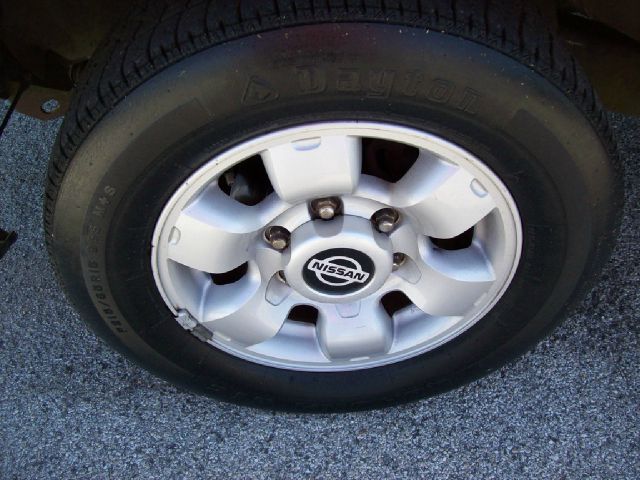 Nissan Frontier 1998 photo 4