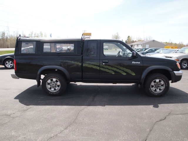 Nissan Frontier 1998 photo 11