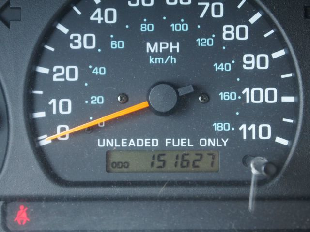 Nissan Frontier 1998 photo 14