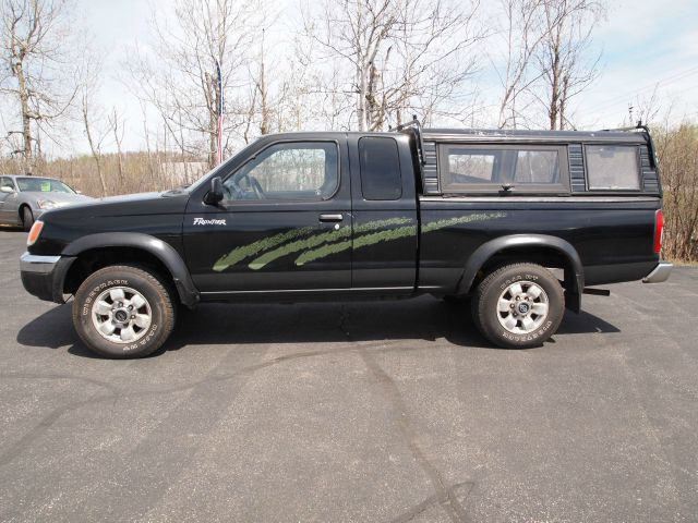 Nissan Frontier 1998 photo 19
