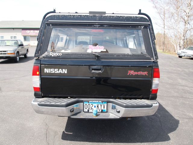 Nissan Frontier 1998 photo 7