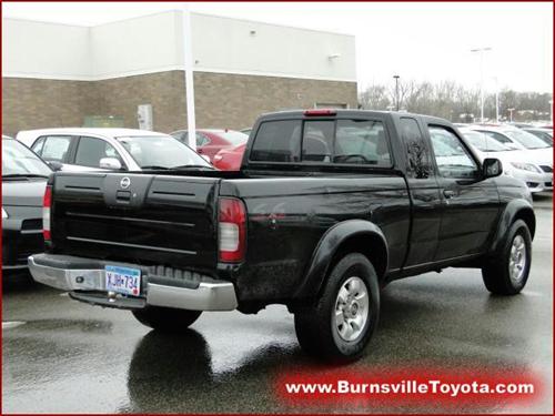 Nissan Frontier 1999 photo 2