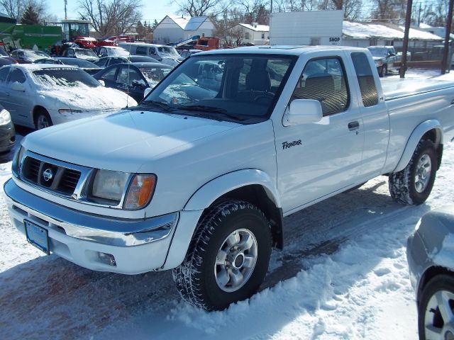 Nissan Frontier 1999 photo 1