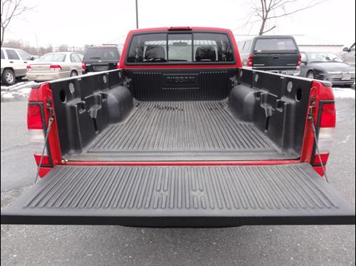 Nissan Frontier 1999 photo 4