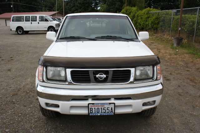 Nissan Frontier 1999 photo 1