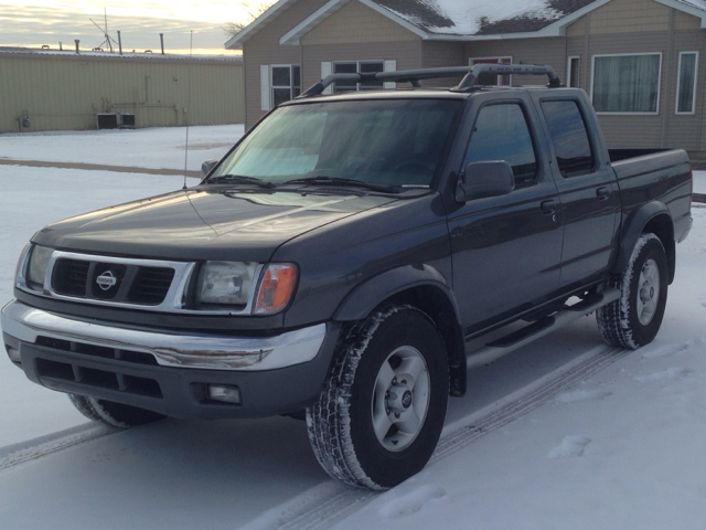 Nissan Frontier 2000 photo 4