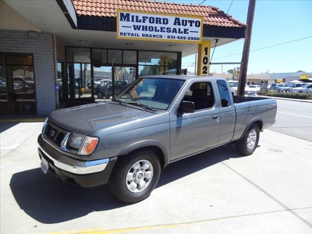 Nissan Frontier 2000 photo 4