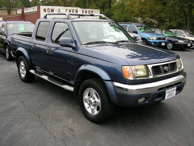 Nissan Frontier SLE Z71 Crew Cab Short Bed 4X4 Pickup Truck