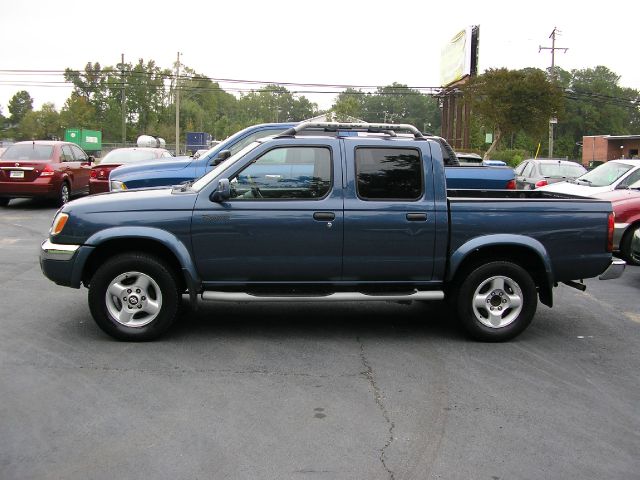 Nissan Frontier 2000 photo 3