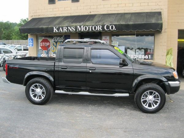 Nissan Frontier 2000 photo 2