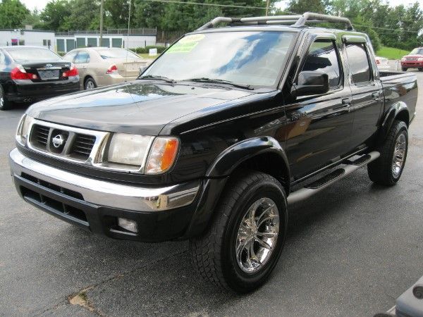 Nissan Frontier 2000 photo 4