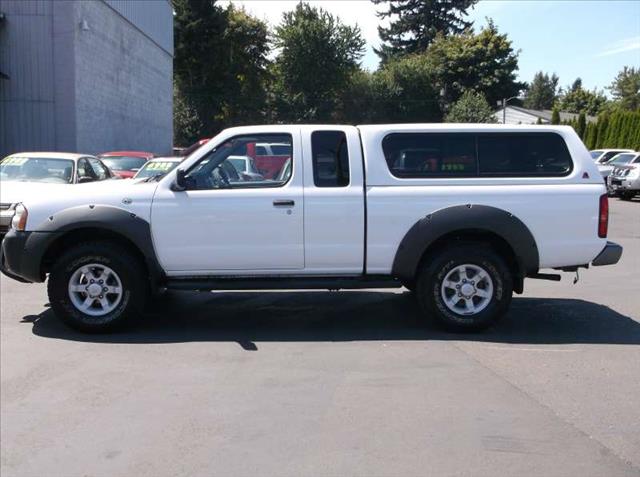 Nissan Frontier 2001 photo 3