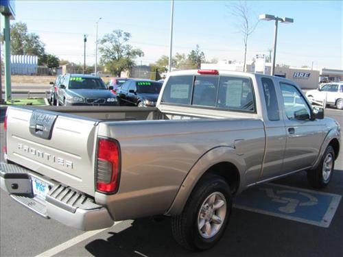 Nissan Frontier 2001 photo 1