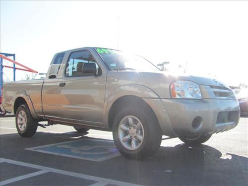 Nissan Frontier 2001 photo 2
