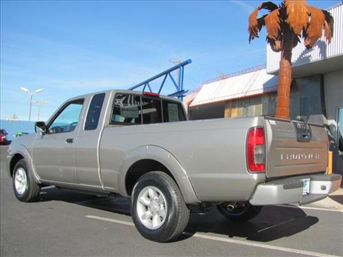 Nissan Frontier 2001 photo 4