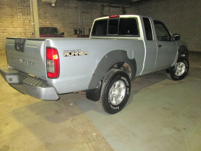 Nissan Frontier 2001 photo 4