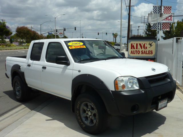 Nissan Frontier 2WD Ext Cab Manual Pickup Truck