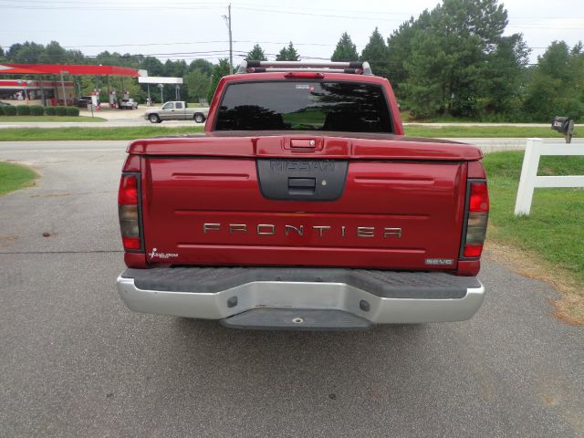 Nissan Frontier 2001 photo 2