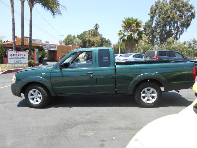 Nissan Frontier SE 2WD Pickup Truck