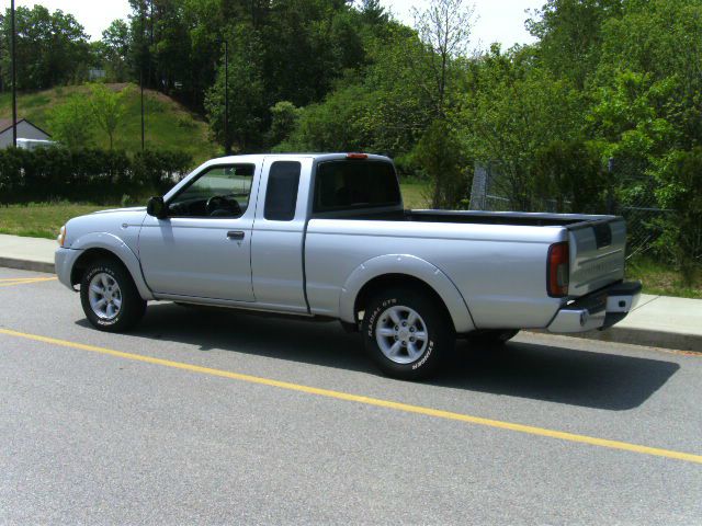 Nissan Frontier 2001 photo 11