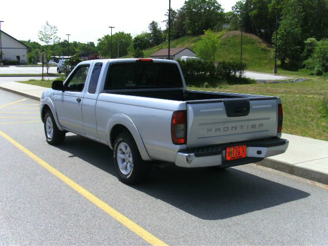Nissan Frontier 2001 photo 16