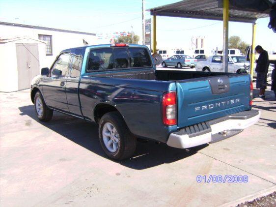 Nissan Frontier 2002 photo 5