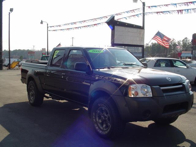 Nissan Frontier 2002 photo 2