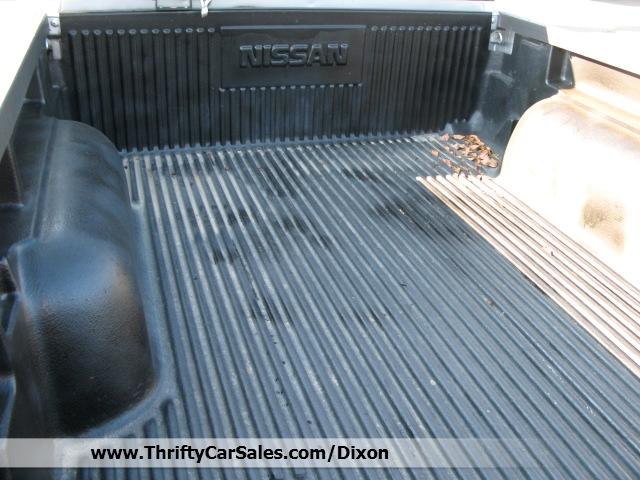 Nissan Frontier 2002 photo 3