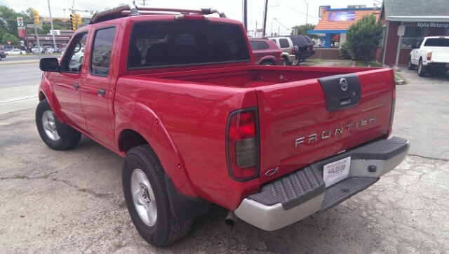 Nissan Frontier 2002 photo 2