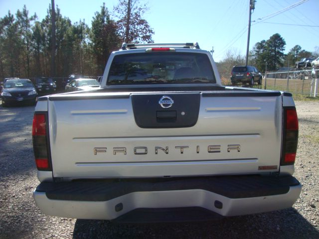 Nissan Frontier 2002 photo 1