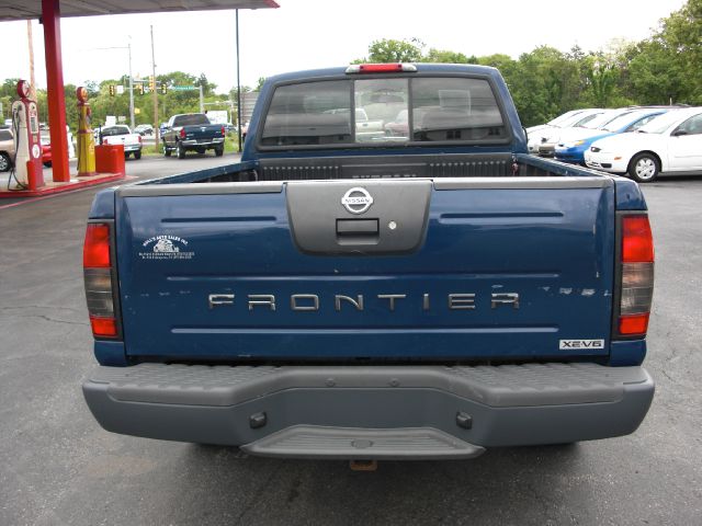 Nissan Frontier 2002 photo 10