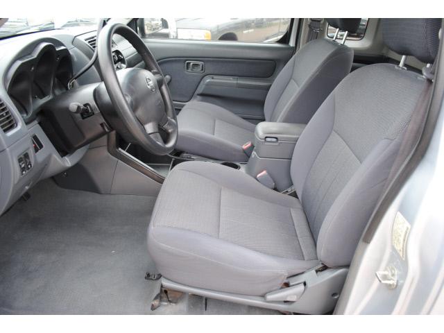 Nissan Frontier 2002 photo 4