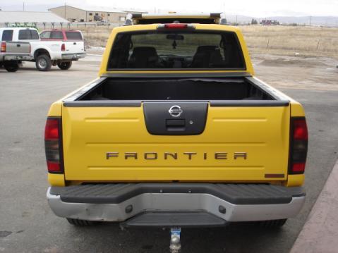 Nissan Frontier 2002 photo 2