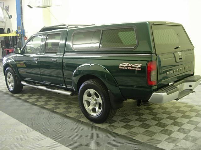 Nissan Frontier 2002 photo 1