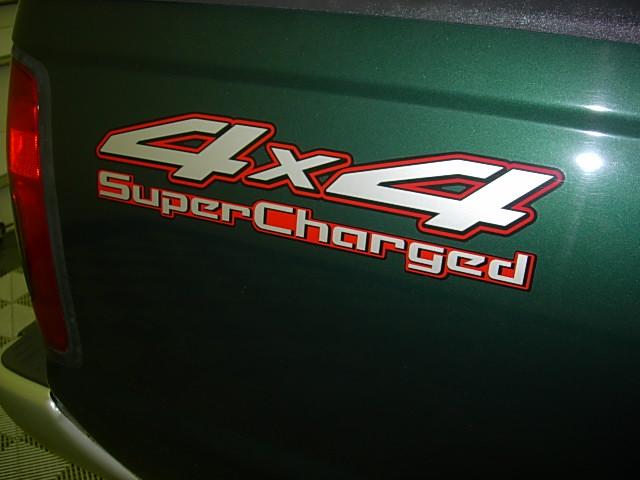 Nissan Frontier 2002 photo 2