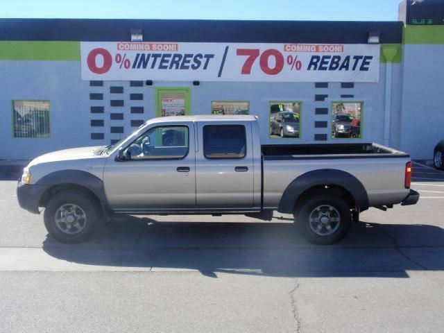 Nissan Frontier 2002 photo 2