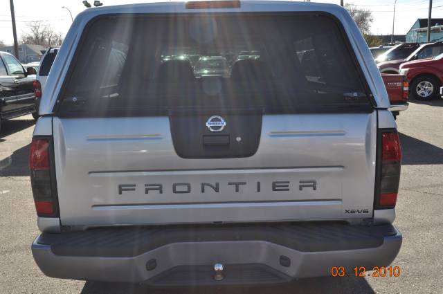 Nissan Frontier 2002 photo 4