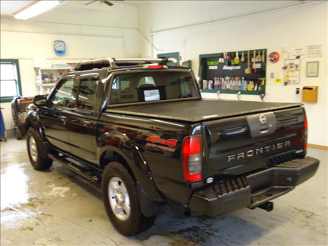 Nissan Frontier 2002 photo 3
