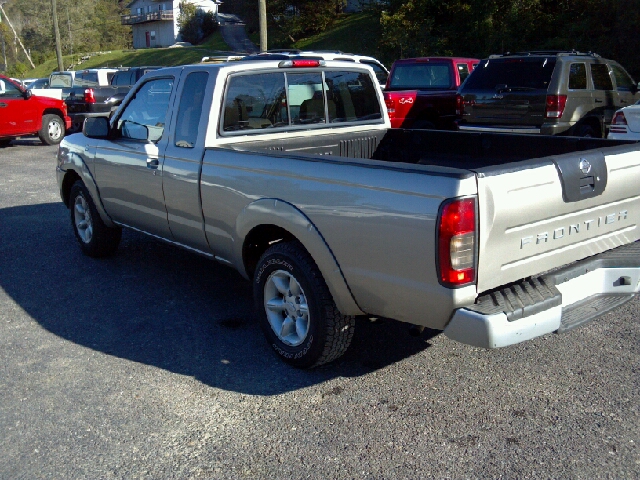 Nissan Frontier 2002 photo 3