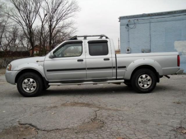 Nissan Frontier 2002 photo 1